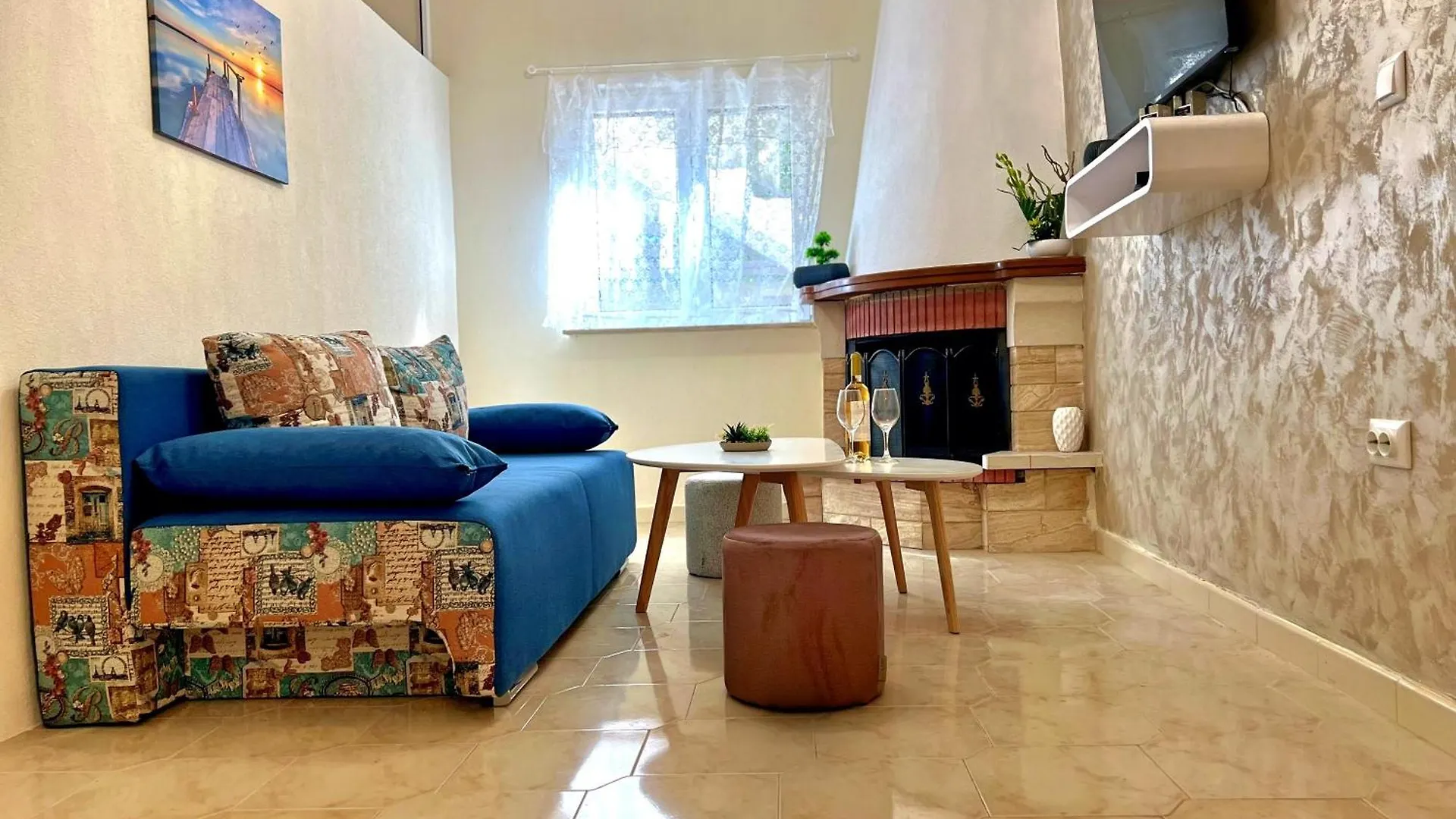 Guest House Julia Stavros